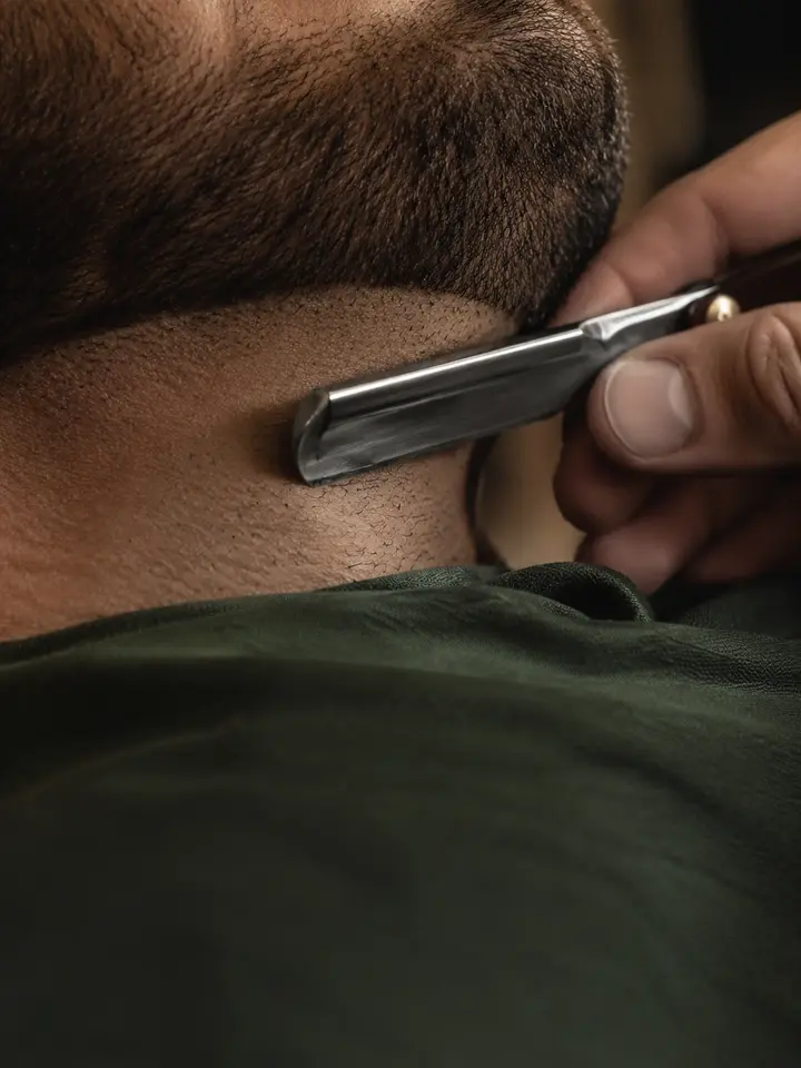 Atendimento profissional de barba na Nove3